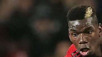 El jugador de Mánchester United Paul Pogba vive horas bajas. (Foto: EFE/NIGEL RODDIS)