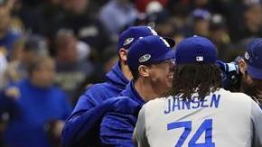 Los Angeles Dodgers vencieron 5-1 a Milwaukee Brewers en el séptimo juego