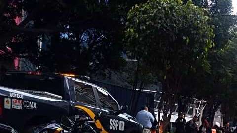 En ladrón quedó sobre una de las importantes avenidas de la capital mexicana.