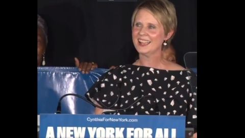 Cynthia Nixon no ha publicado nada en Twitter en 10 días