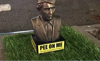 El busto apareció en varias zonas de Brooklyn.