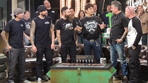 Protagonistas del show Fast N' Loud en su 'bodyshop': Monkey garage