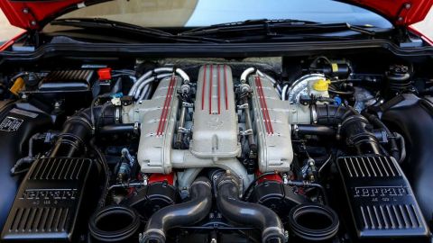 El motor es el corazón de tu auto y reemplazarlo es muy caro