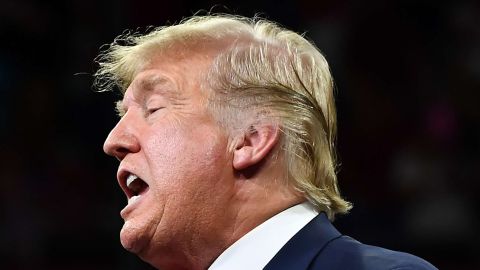 Por su parte Trump dijo que a las mujeres les va genial