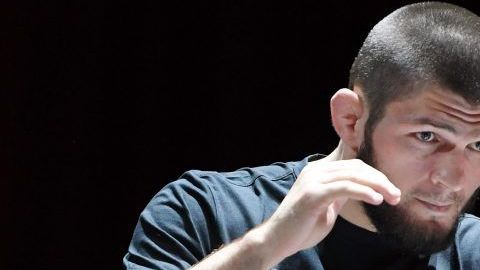 Podrían suspender de por vida al peleaor ruso de la UFC Khabib Nurmagomedov. (Foto: Ethan Miller/Getty Images)
