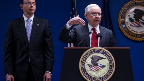 El fiscal general Jeff Sessions presentó a la nueva Fuerza de Tarea TOC.