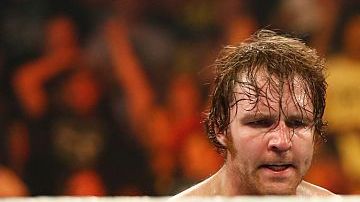 Roman Reigns renunció al título universal de la WWE, para hacerle frente a la Leucemia que lo queja