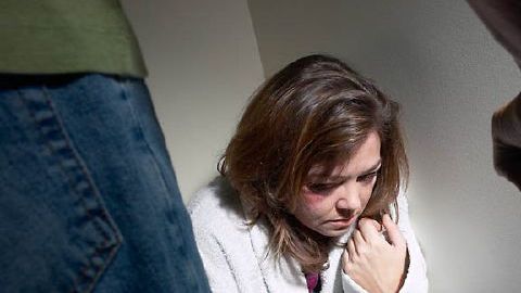 Las víctimas casi siempre tienen miedo a la interacción con las autoridades y los efectivos policiales.