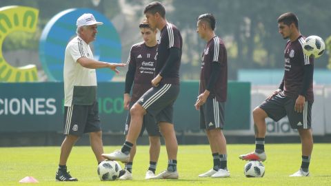 Ricardo Ferretti declaró que dejaría de convocar a jugadores que se nieguen a ir con el Tri