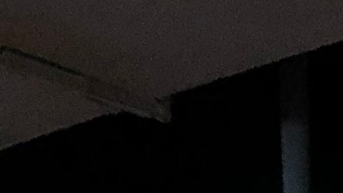 Rostros de jóvenes hispanos fueron representados con elementos de su origen.