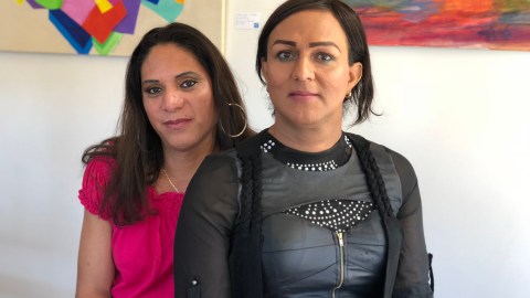 Joselyn Mendoza y Linda Carolina, fundadoras de la Cooperativa de Cosmetología Transgénero. FOTO: JOSE MARTINEZ