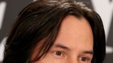 Keanu Reeves y Angelina Jolie.