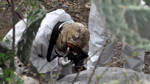 Hallazgo de fosas clandestinas.