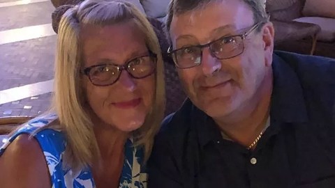 David Humphries junto a su esposa Lynda.