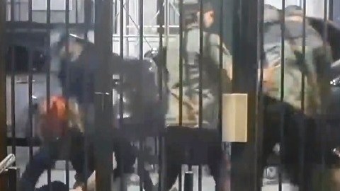 Más arrestos por la pelea