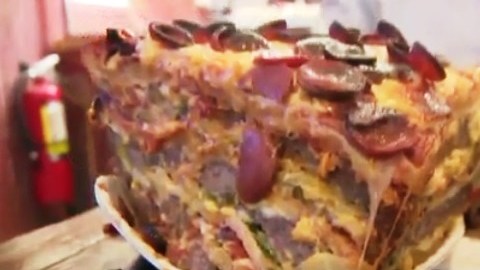 Hay que picarla para que quepa en el horno