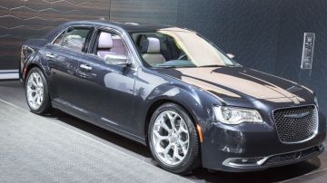 Chrysler 300 2015. Para el modelo 2019 se tienen grandes expectativas