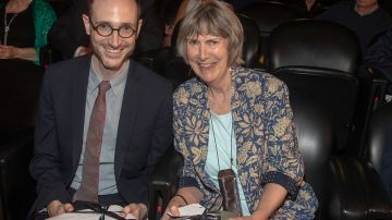 Allen Young y Margaret Jull Costa fueron premiados por su destacada labor como traductores de literatura española en una ceremonia realizada en el Instituto Cervantes de Nueva York, el 13 de septiembre.