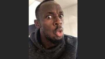 Usain Bolt se indignó por una solicitud de examen antidopaje.