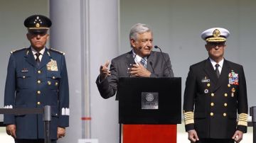 López Obrador se reunió con las fuerzas armadas.