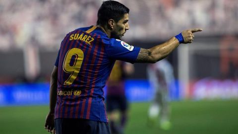 Luis Suárez celebra tras marcar el gol del gane ante el Rayo Vallecano. (Foto: EFE/Rodrigo Jiménez)