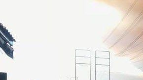 Trabajadoras agrícolas en los campos bajo el humo de los incendios,