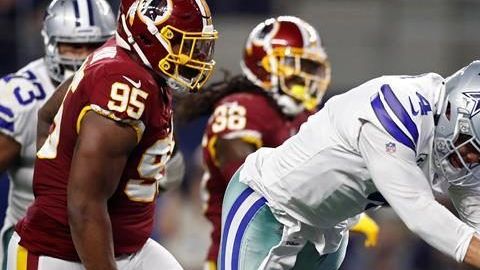 Dak Prescott anotó un touchdown para los Dallas Cowboys ante los Washington Redskins.