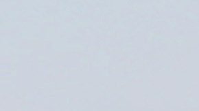 Vista de gases lacrimógenos lanzados el domingo en la frontera