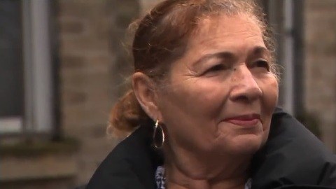 Anna Rivera no tiene hogar
