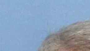 El clérigo enfrenta ocho cargos por abusar de una menor entre agosto y octubre de 2018.