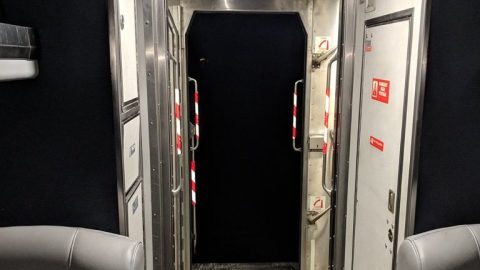 El tren sin el coche motor.