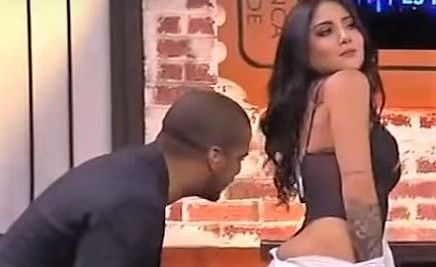 La modelo Erika Fernández se destapó en Fox Sports.