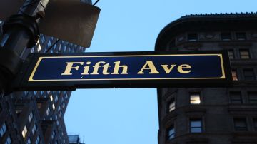 La Quinta Avenida bajó un sitio respecto a los altos costos que pagan los negocios por un local en este lugar.