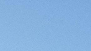 Un grupo de inmigrantes trató de cruzar el muro para llegar a suelo de EEUU