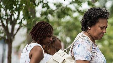 Memorial fuera de la iglesia Emanuel AME el 31 de julio de 2015 en Charleston, Carolina del Sur.  Sean Rayford/Getty Images