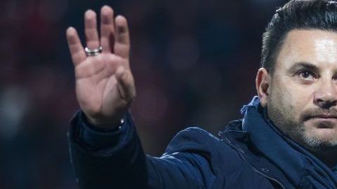 El técnico argentino Antonio Mohamed.