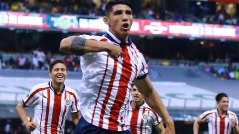 Alan Pulido ha tenido una temporada mediocre con las Chivas Rayadas del Guadalajara.