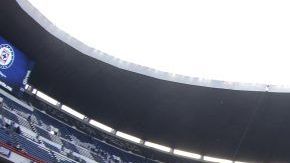 La cancha del Estadio Azteca, volverá al pasto natural.