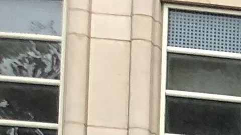 Equipos de prensa en las afueras de la Corte Federal de Brooklyn durante el primer día del juicio contra El Chapo.