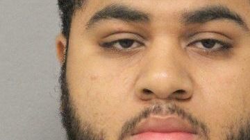 Michael Ripert fue detenido en Long Island