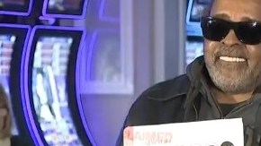 Robert Bailey al recibir el premio  en Resort World Casino in Queens