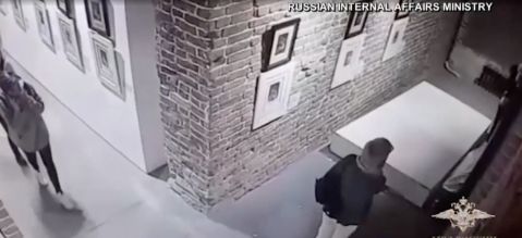 Obras de Goya y Dalí destruodas por hacerse un selfie.