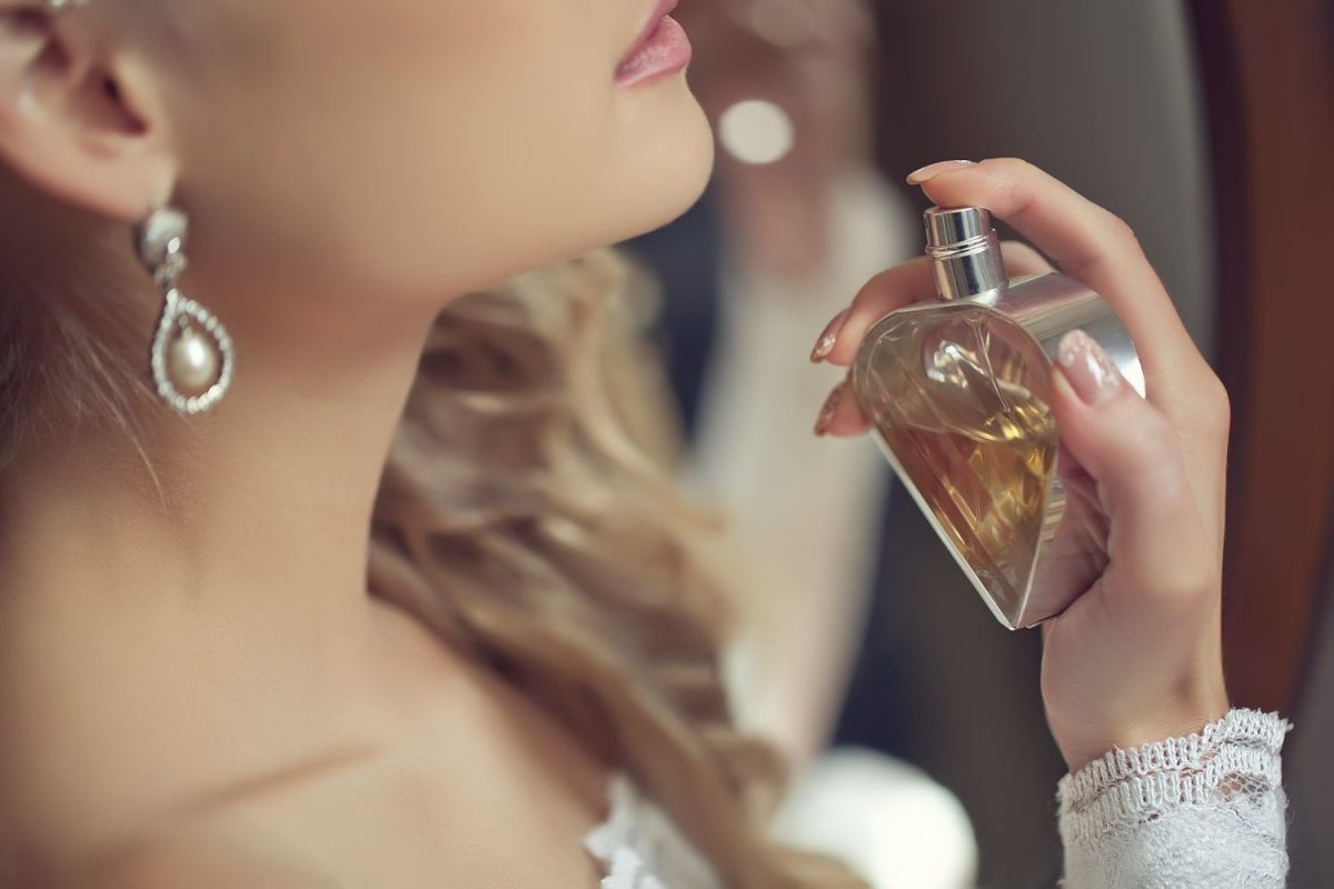 Los 5 mejores perfumes para las mujeres que no tienen idea de cuál