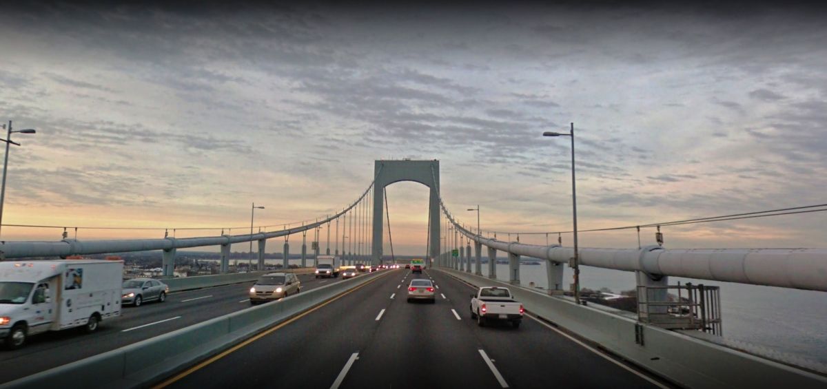 Throgs Neck Bridge, entre El Bronx y Queens, NYC.