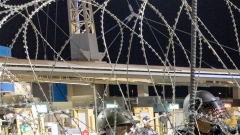 El presidente defendió el reforzamiento de la frontera.