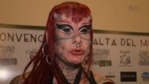 Luego de dedicarse varios años a la abogacía, Cristerna decidió lanzarse como DJ.