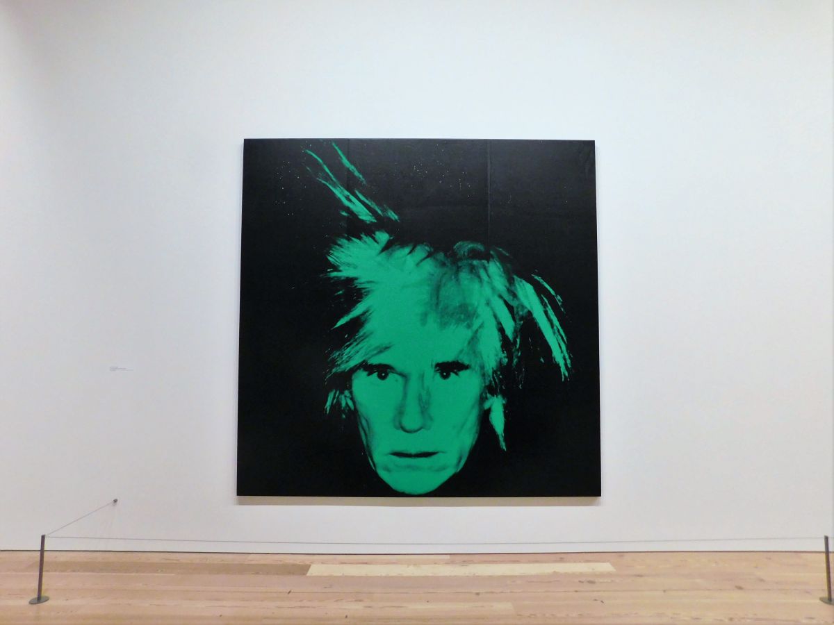 Uno de los famosos autorretratos de Warhol.