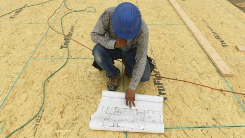 Sobrevivirán aquellos arquitectos que hacen trabajos creativos, pero no lo que hacen diseños rutinarios.