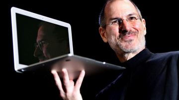 Steve Jobs es uno de los hombres destacados en el calendario de AfD.
