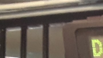 Algunas estaciones dificultan entrar sin pagar